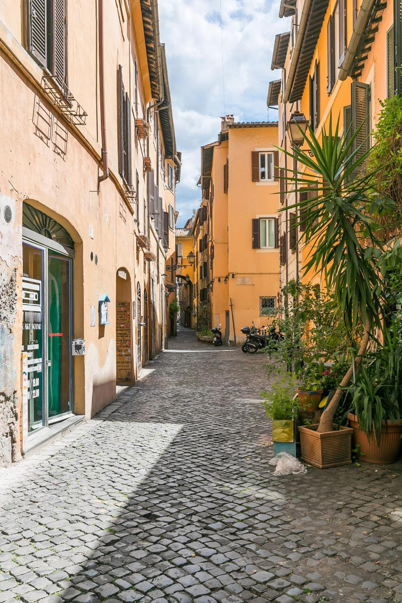 R.c. Cappellari Charming Campo De Fiori Rom